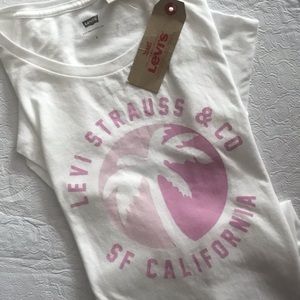 Levi Ladies Tshirt